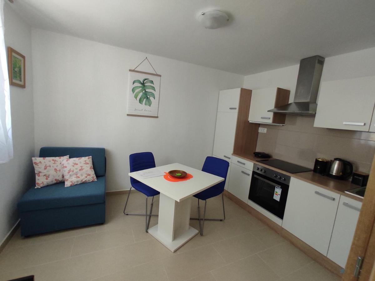Apartment Deeranaei Kraljevica Exterior photo